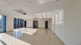 Chính chủ cho thuê sàn văn phòng tại Số 1, ngõ 79 Thiên Hiền Mỹ Đình, sàn 100m2 lô góc full kính